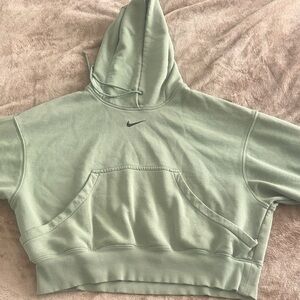 Nike Sage Green Cropped Hoodie‎